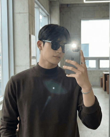 GS No. 1 Plush Turtleneck Sweater - Gentleman's Seoul - 